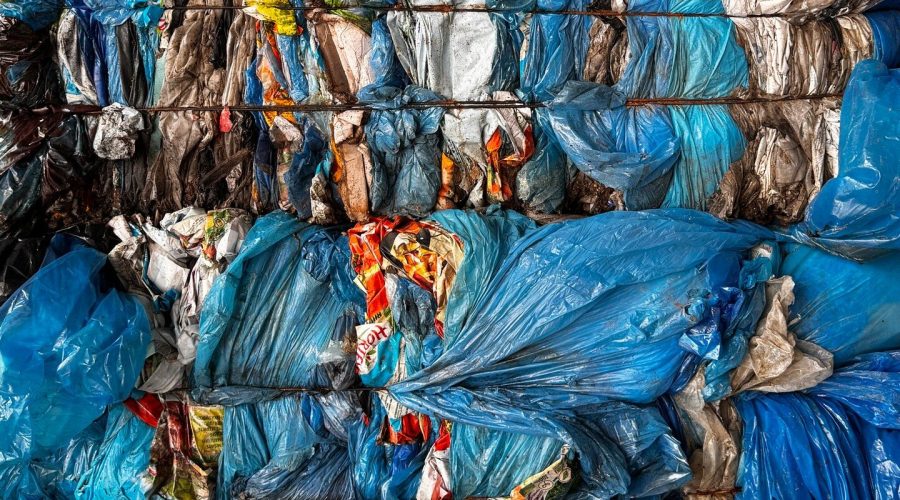 Skup tworzyw sztucznych i recykling - zdjęcia do zakładki z usługami firmy Sol-Hurt